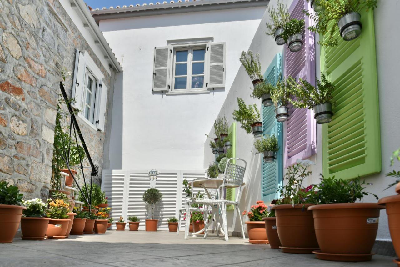Holiday home Hydra's Pearl - White Pearl